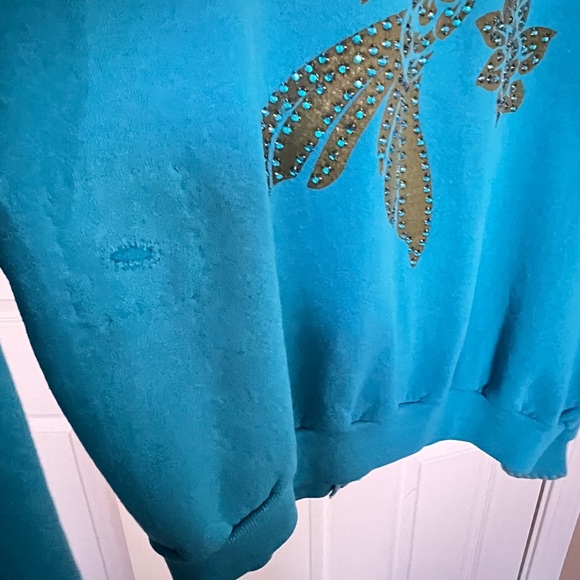 🇯🇵 Unique and Rare Embellished Japanese Art Hoodie - Picture 5 of 9